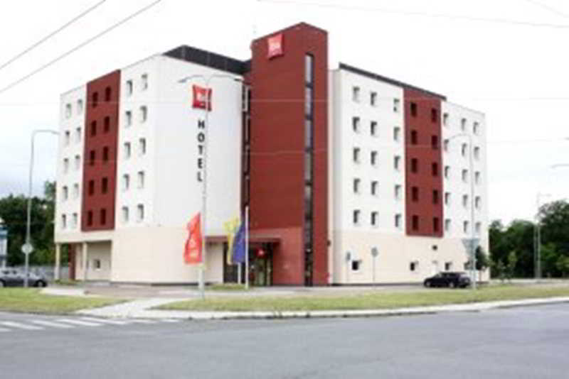 Ibis Hotel Pilzno Zewnętrze zdjęcie