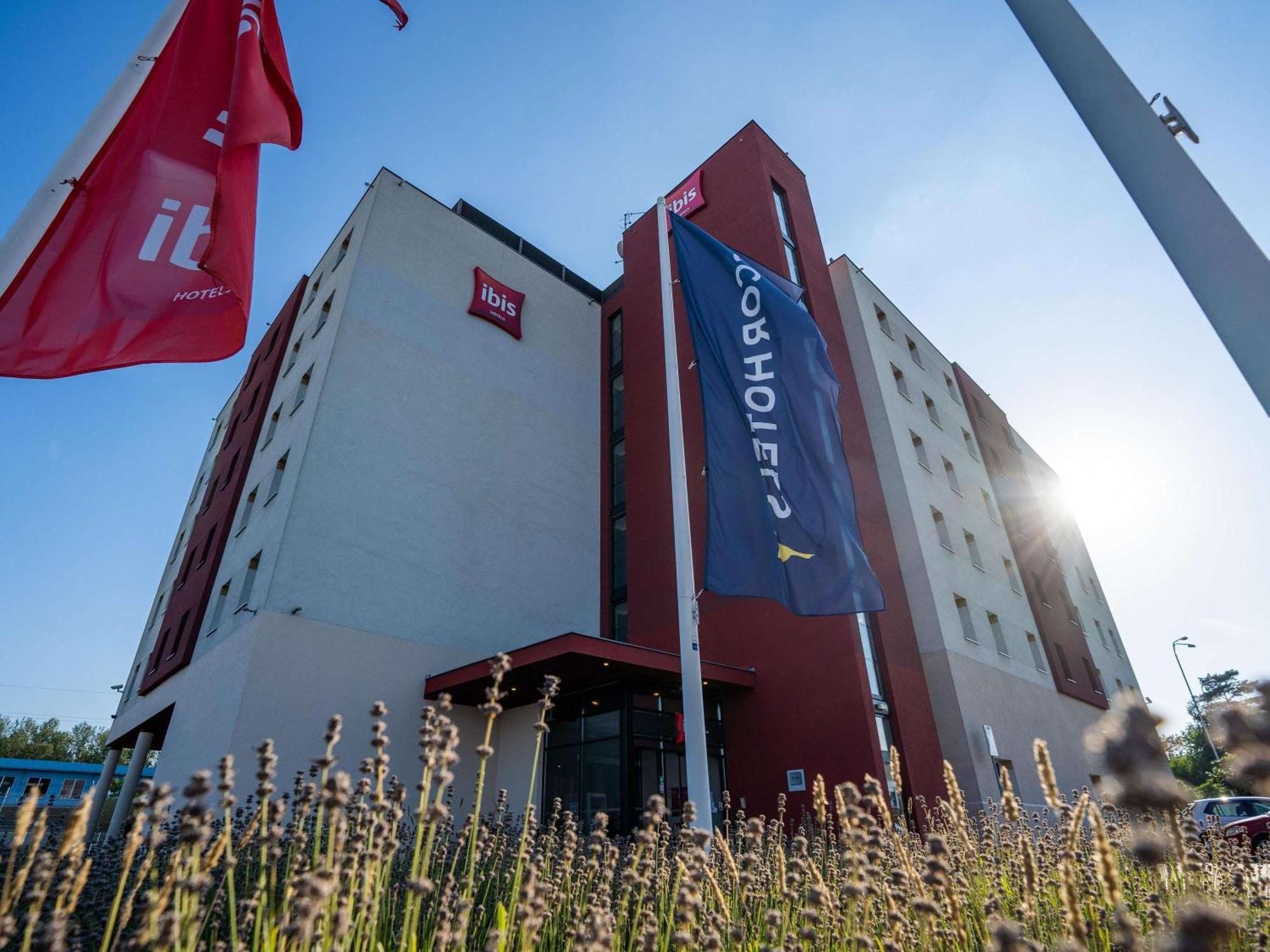 Ibis Hotel Pilzno Zewnętrze zdjęcie