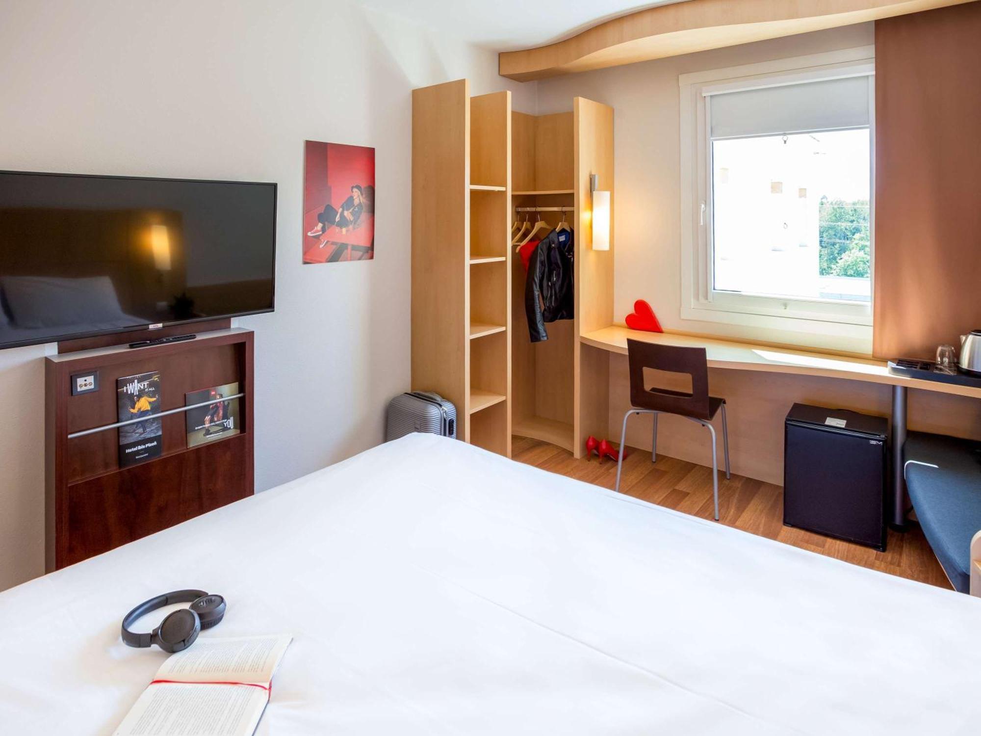 Ibis Hotel Pilzno Zewnętrze zdjęcie